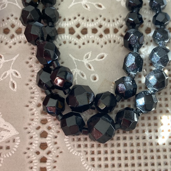 Vintage costume beaded necklaces - Picture 4 of 4
